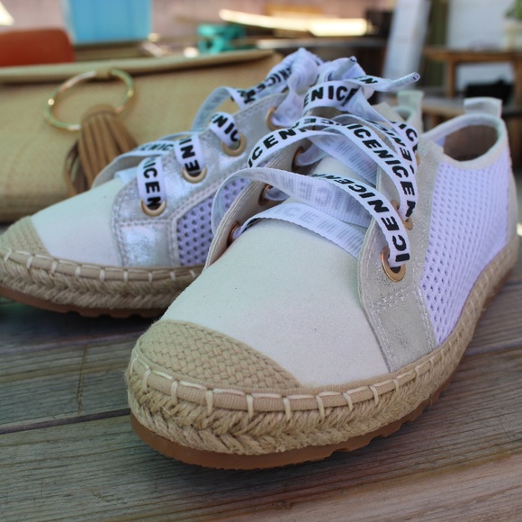 🚨LAST PAIR//The Kendall//White Espadrille Sneaker - Picture 6 of 8